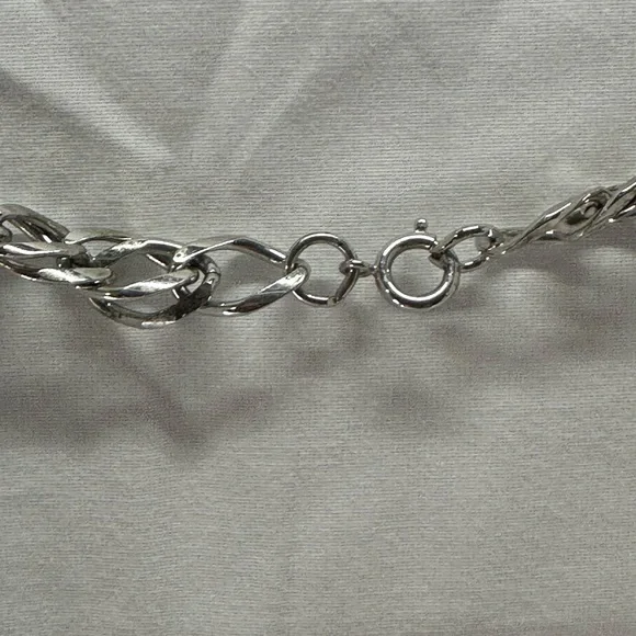 Silver plated Chain Necklace - Picture 2 of 4